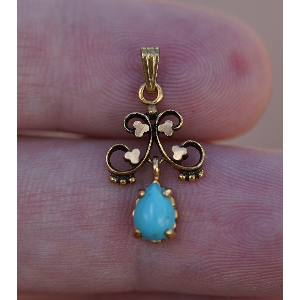 Victorian Antique 14k Solid Yellow Gold Filigree Teadrop Turqiouse Heart Pendant